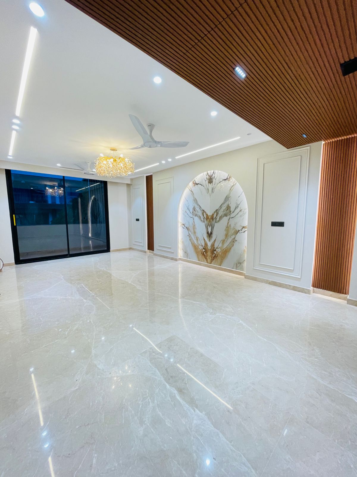 4 BHK Builder Floor For Sale in Auram Floor