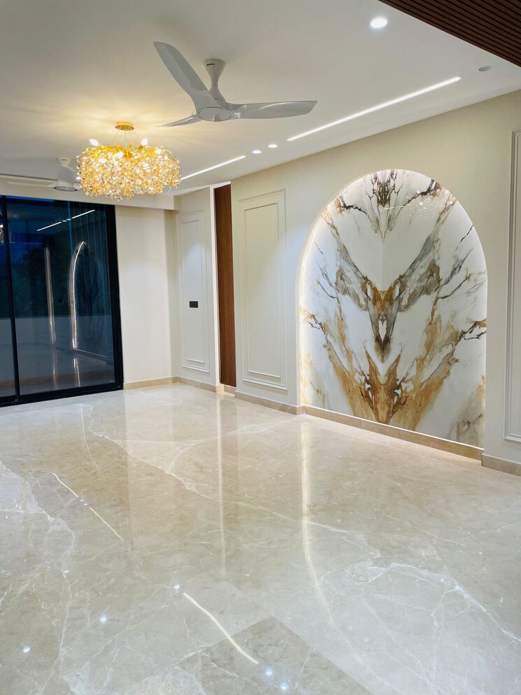 Room, auram-floor 4 Bedroom 4500 Sq.Ft. Builder Floor In South City 2 Gurgaon 9550870