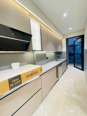 Kitchen in 4 BHK Builder Floor at Auram Floor, South City 2 – for Sale