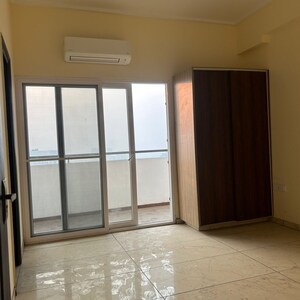 Room in 3 BHK Apartment at Dasnac Burj, Sector 75 – for Rent