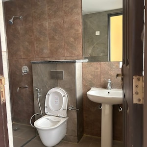 Bathroom in 3 BHK Apartment at Dasnac Burj, Sector 75 – for Rent