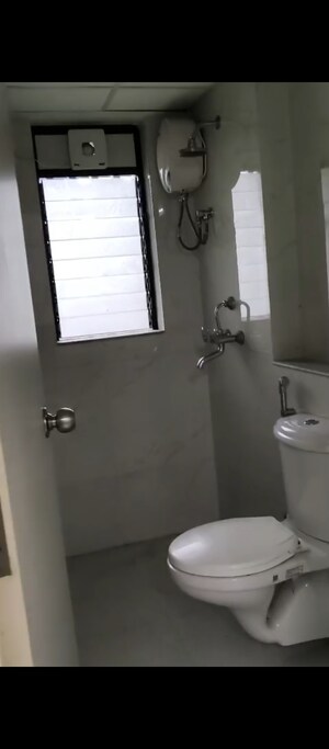 Room in 1 BHK Apartment at Runwal Garden City, Balkum Pada – for Rent