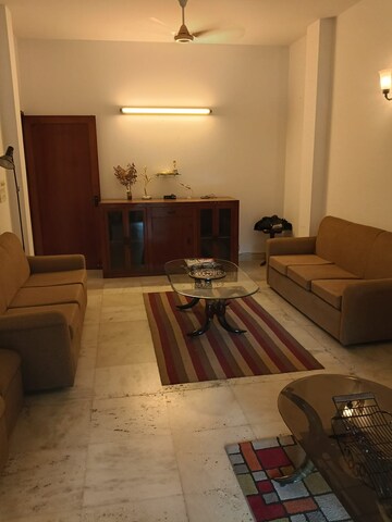 3 BHK Builder Floor For Rent in Saket