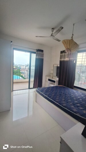 Bedroom in 2 BHK Apartment at Wadgaon Sheri – for Rent