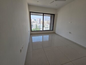 Room in 3 BHK Apartment at PR Fernvel, Santacruz West – for Rent