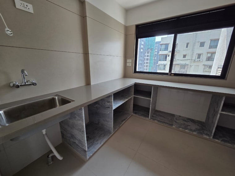 Kitchen, pr-fernvel 3 Bedroom 1247 Sq.Ft. Apartment In Santacruz West Mumbai 9550910