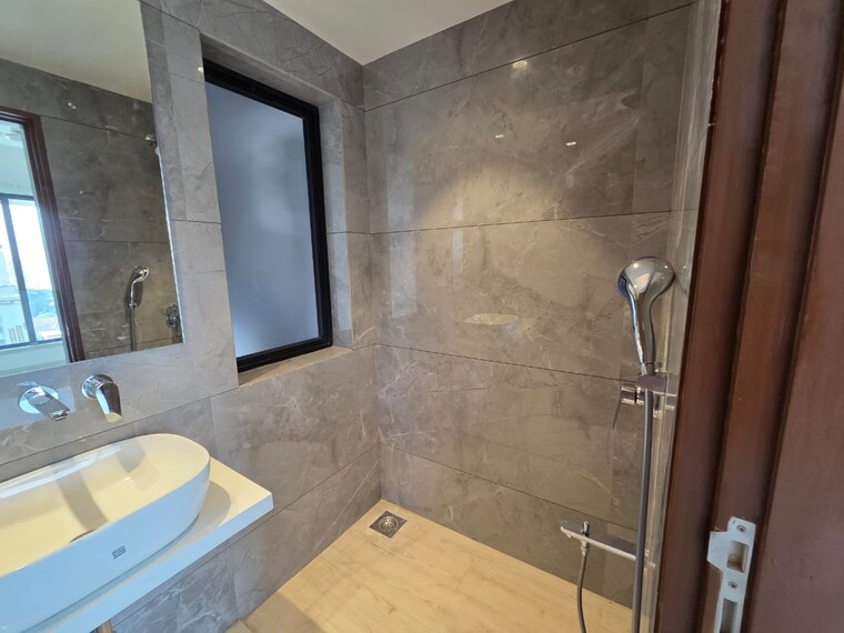 Bathroom, pr-fernvel 3 Bedroom 1247 Sq.Ft. Apartment In Santacruz West Mumbai 9550910