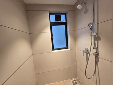 Furnished Amenities in 3 BHK Apartment at PR Fernvel, Santacruz West – for Rent