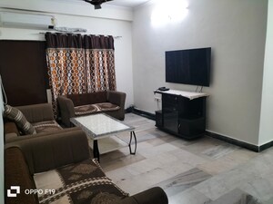 Living Room in 2 BHK Apartment at Gomti Nagar – for Rent