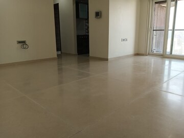 Room in 3 BHK Apartment at RNA Continental, Chembur – for Sale