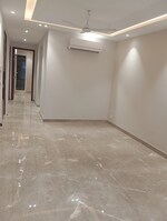 3 BHK + Pooja Room 1250 Sq.Ft. Builder Floor in Chittaranjan Park 