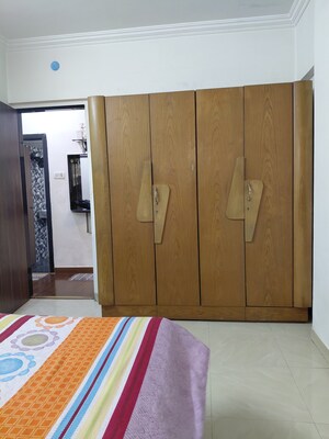 Furnished Amenities in 2 BHK Apartment at HDIL Dheeraj Jamuna, Malad West – for Rent