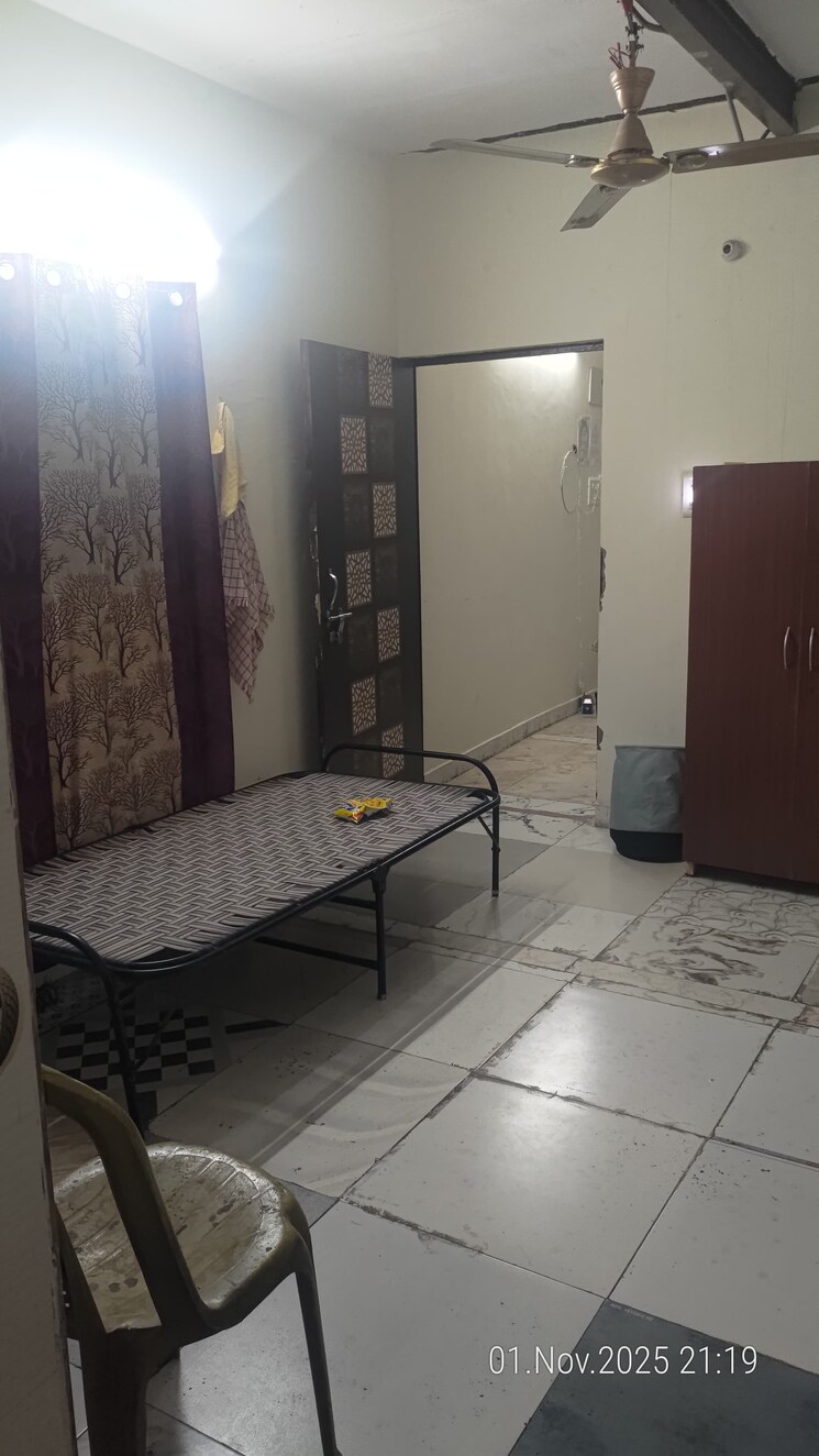 Bedroom, rwa-apartments-sector-51 3 Bedroom 1300 Sq.Ft. Apartment In Sector 51 Noida 9550941