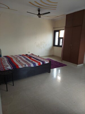 1 RK Apartment For Rent in Adarsh Apartments CGHS Ltd, Paschim Vihar