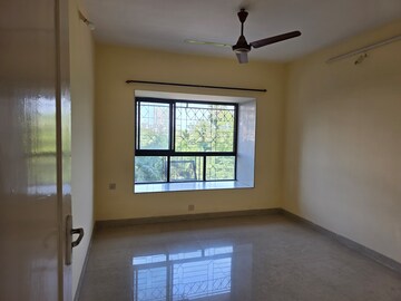 Room in 2 BHK Apartment at Lokhandwala Whispering Palms, Kandivali East – for Sale