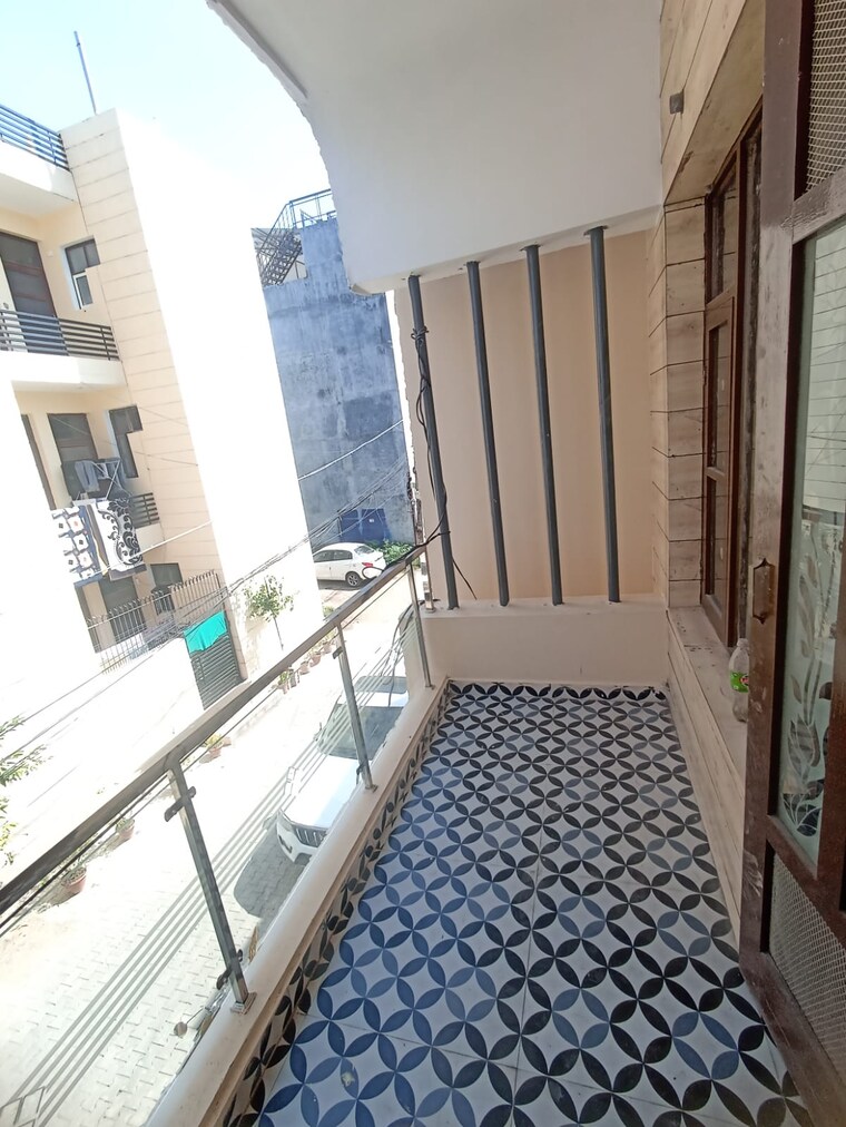 Balcony, pir machalla 3 Bedroom 1100 Sq.Ft. Villa In Pir Machalla Zirakpur 9550971