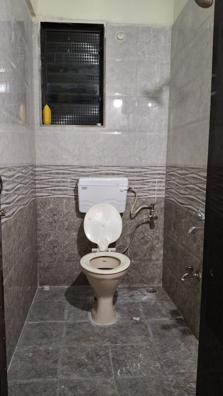 Bathroom, r-s-residency 2 Bedroom 995 Sq.Ft. Apartment In Ulwe Sector 20 Navi Mumbai 9550975