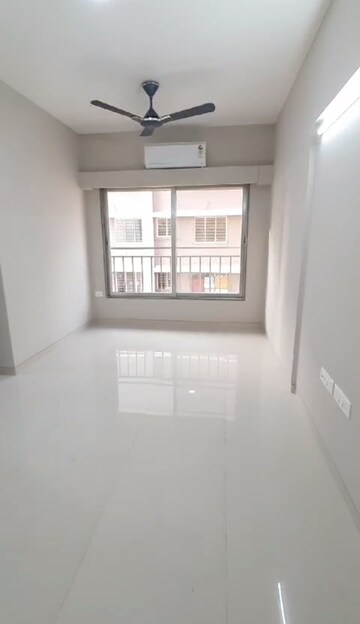 Room in 1 BHK Apartment at Harasiddh Viraaj, Malad East – for Rent