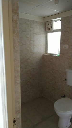 Room in 3.5 BHK Apartment at Paras Seasons, Sector 168 – for Sale