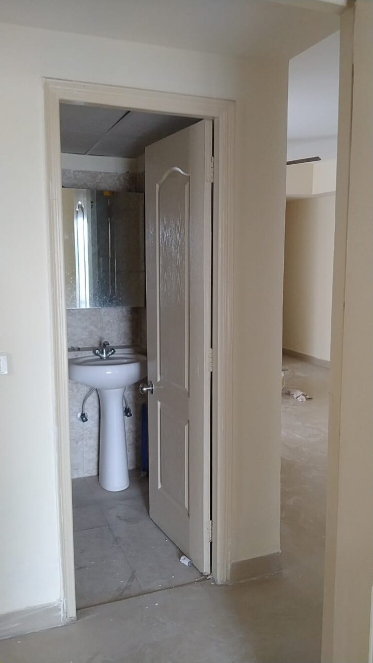 undefined, paras-seasons 3.5 Bedroom 1625 Sq.Ft. Apartment In Sector 168 Noida 9551002