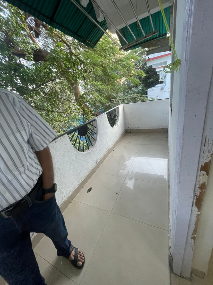 Balcony, koregaon-park-chs 2 Bedroom 1000 Sq.Ft. Apartment In Koregaon Park Pune 9551009