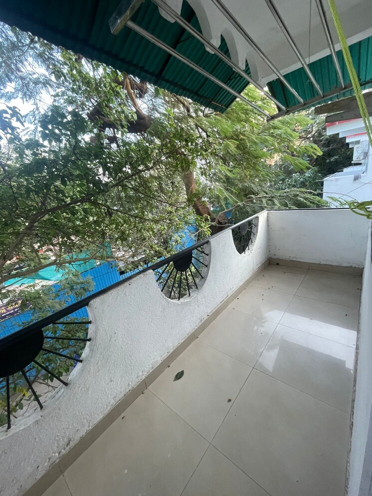 Balcony, koregaon-park-chs 2 Bedroom 1000 Sq.Ft. Apartment In Koregaon Park Pune 9551009