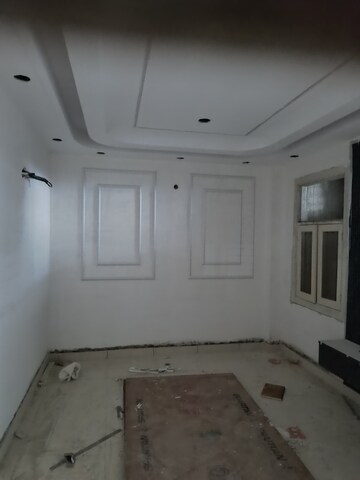 Bathroom in 3 BHK Builder Floor at Tara Nagar – for Sale