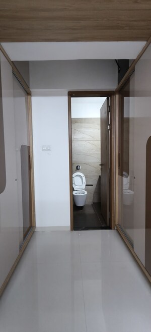 Bathroom in 3 BHK Apartment at Majestique Signature Towers, Balewadi – for Rent