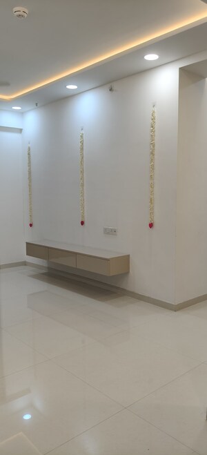 Room in 3 BHK Apartment at Majestique Signature Towers, Balewadi – for Rent