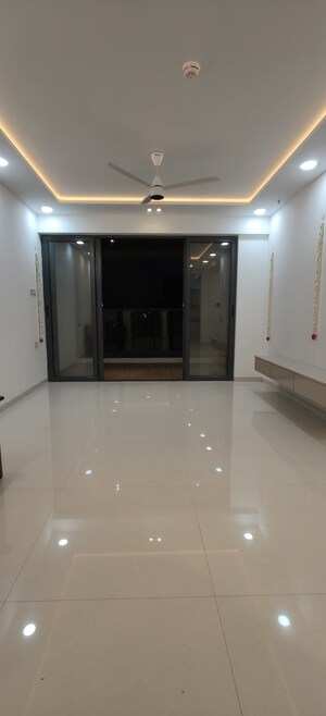 Room in 3 BHK Apartment at Majestique Signature Towers, Balewadi – for Rent