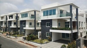 5 BHK Villa – Exterior View View at Vasantha City, Hi Tech City - for Sale