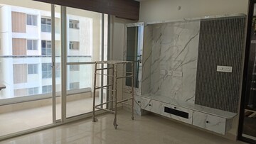 Room in 2.5 BHK Apartment at Aurobindo The Regent, Kondapur – for Rent