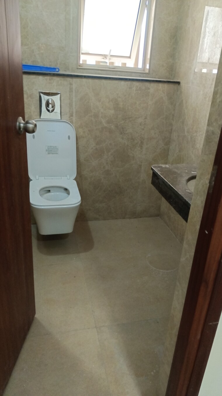 Bathroom, aurobindo-the-regent 2.5 Bedroom 1498 Sq.Ft. Apartment In Kondapur Hyderabad 9551060