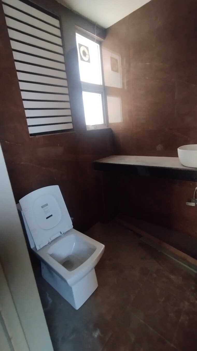 undefined, one-oak-atmos 3.5 Bedroom 1450 Sq.Ft. Apartment In Gomti Nagar Lucknow 9551057