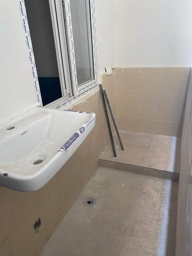 Bathroom, kondapur 1 Bedroom 753 Sq.Ft. Apartment In Kondapur Hyderabad 9551061