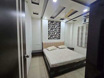 Bedroom in 2 BHK Apartment at Harni – for Rent