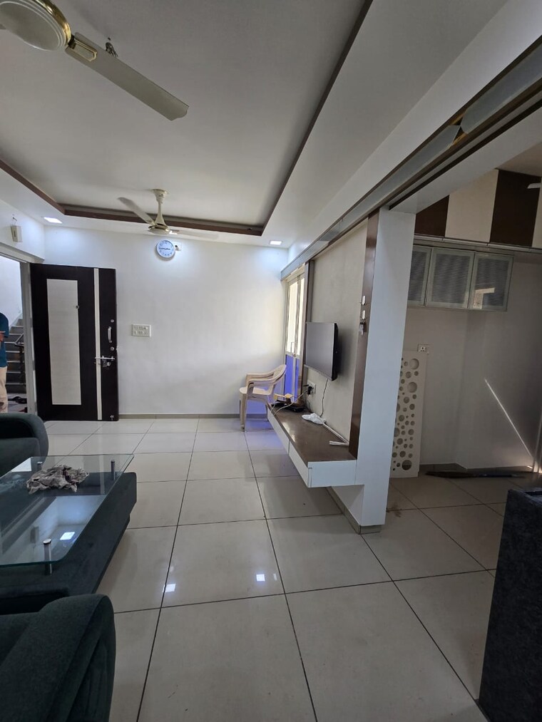 Living Room, harni 2 Bedroom 1000 Sq.Ft. Apartment In Harni Vadodara 9551055