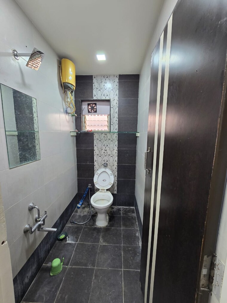 Bathroom, harni 2 Bedroom 1000 Sq.Ft. Apartment In Harni Vadodara 9551055