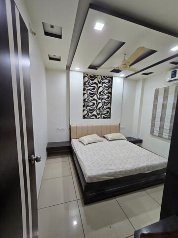 Master Bedroom in 2 BHK Apartment at Harni – for Rent