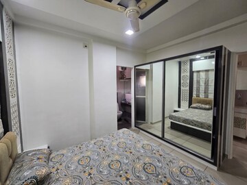 Bedroom in 2 BHK Apartment at Harni – for Rent