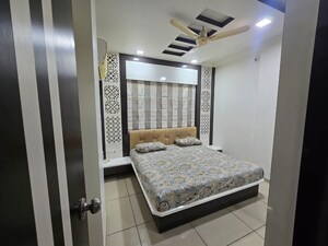 Bedroom in 2 BHK Apartment at Harni – for Rent