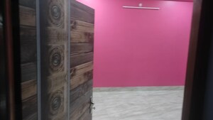 Furnished Amenities in 2 BHK Builder Floor at Gomti Nagar – for Rent