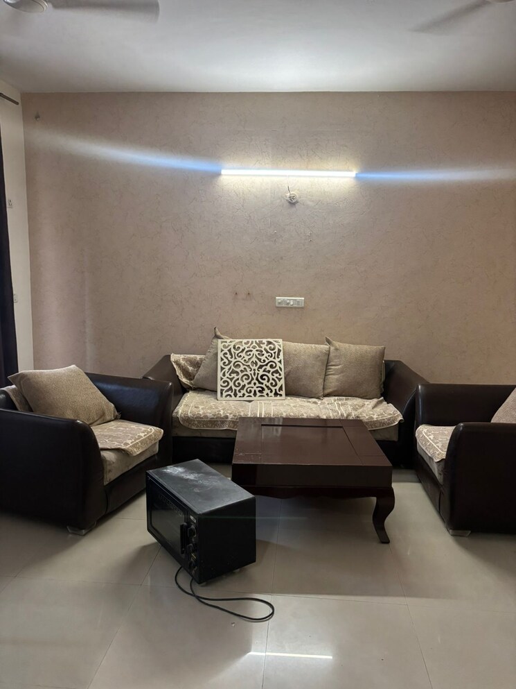 Living Room, ansal-api-celebrity-gardens 2 Bedroom 1295 Sq.Ft. Apartment In Sushant Golf City Lucknow 9551077