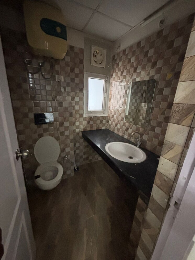 Bathroom, ansal-api-celebrity-gardens 2 Bedroom 1295 Sq.Ft. Apartment In Sushant Golf City Lucknow 9551077