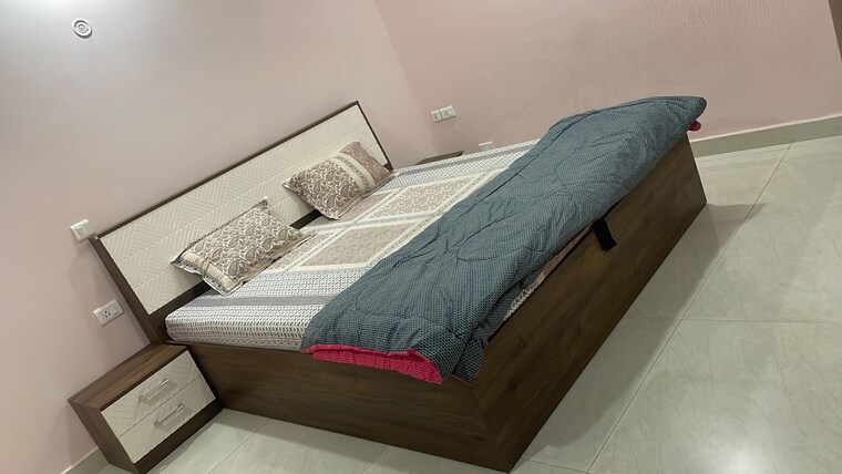 Bedroom, mi-rustle-court 3.5 Bedroom 1850 Sq.Ft. Apartment In Gomti Nagar Lucknow 9551081