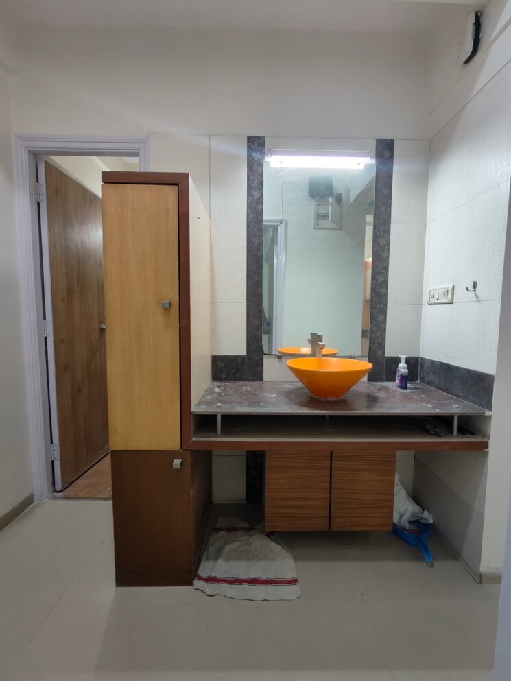 Living Room, raunak-laxmi-narayan-residency 2 Bedroom 770 Sq.Ft. Apartment In Pokhran Road No Two Thane 9551116