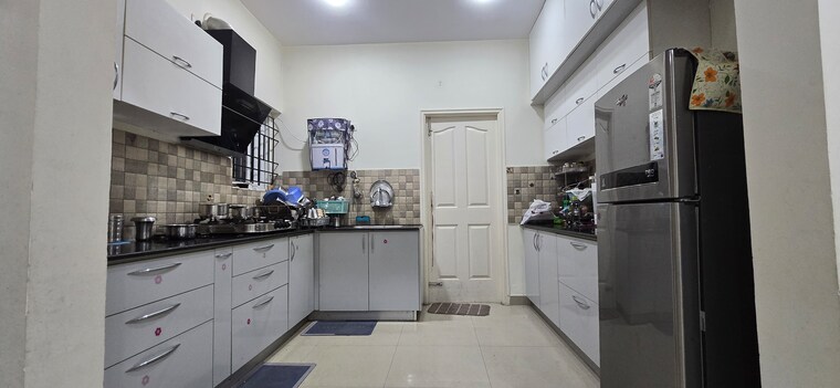 Kitchen, peninsula-prakruthi 4 Bedroom 2390 Sq.Ft. Villa In Sarjapur Bangalore 9551115