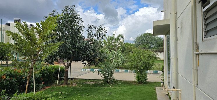 Garden, peninsula-prakruthi 4 Bedroom 2390 Sq.Ft. Villa In Sarjapur Bangalore 9551115