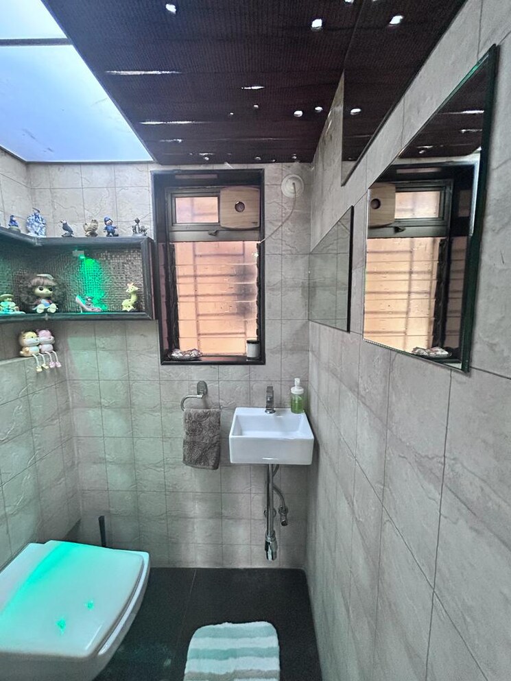 Attached Bathroom, laxmi-narayan-residency 2 Bedroom 770 Sq.Ft. Apartment In Vartak Nagar Thane 9551128