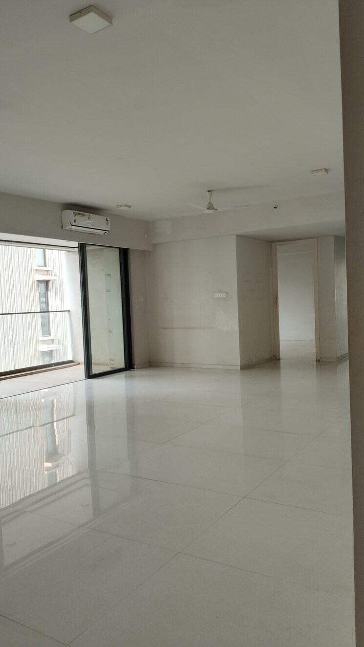 undefined, rustomjee-seasons 4 Bedroom 1836 Sq.Ft. Apartment In Bandra East Mumbai 9551143